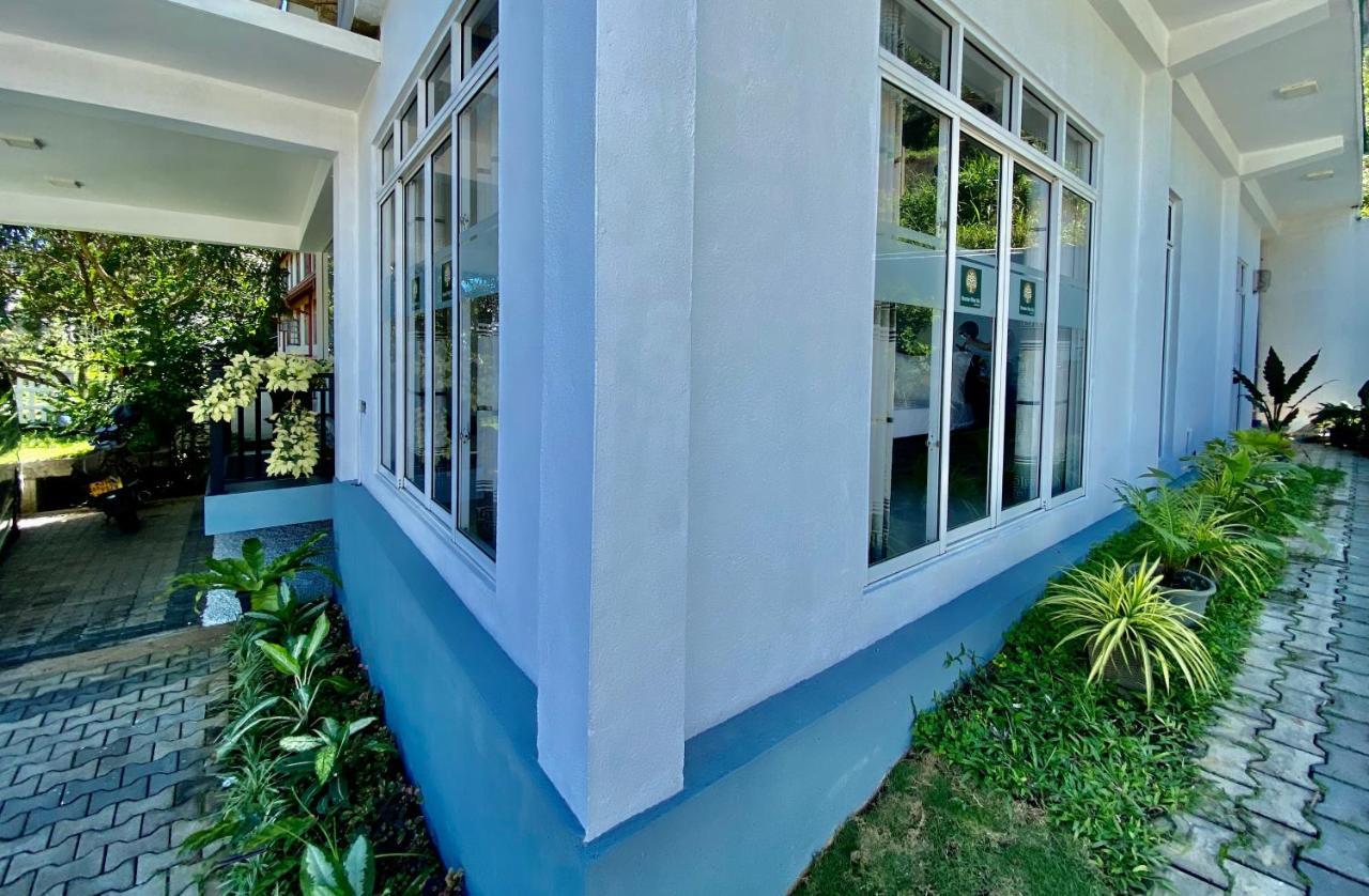 Mountain White Villa By Sunrise Kandy Eksteriør billede